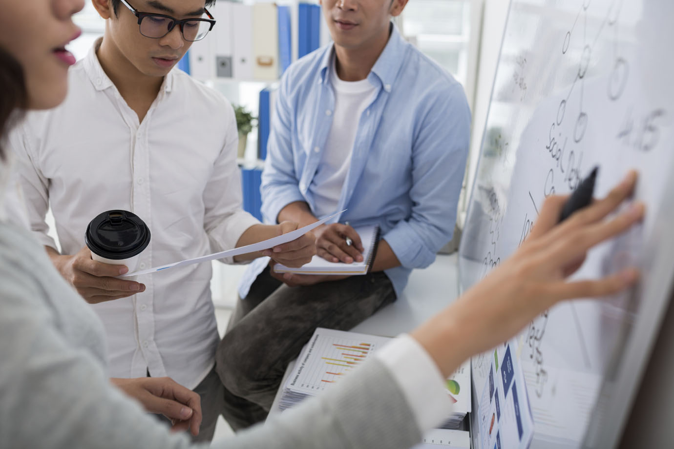Image: Cómo la empresa puede mejorar las relaciones interpersonales de los empleados